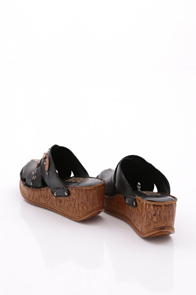 DGN 216-2064 Női Mega vastag talpú papucs