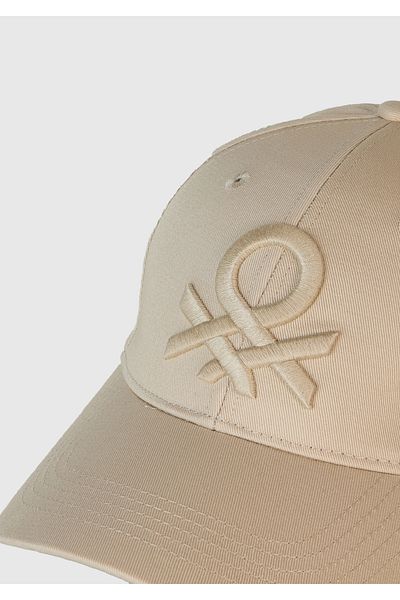 United Colors of Benetton Șapcă de baseball pentru bărbați, culoarea pietrei, cu logo-ul brodat pe față