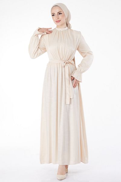 TOFİSA Beiges Kleid mit geradem Stehkragen und Gürtel und Schmucksteinen für Damen - 25077