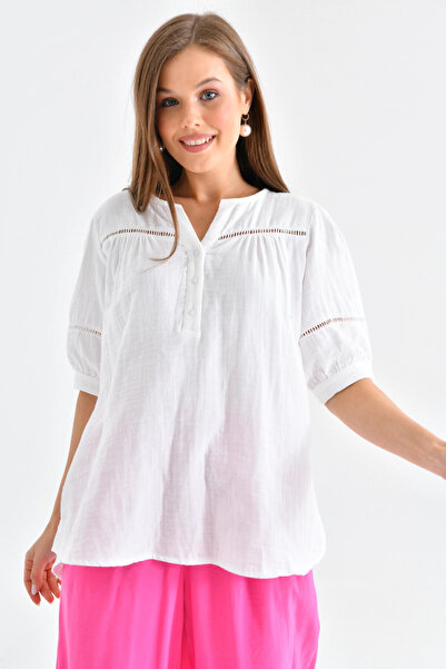 Park Karon White Color Basic Blouse