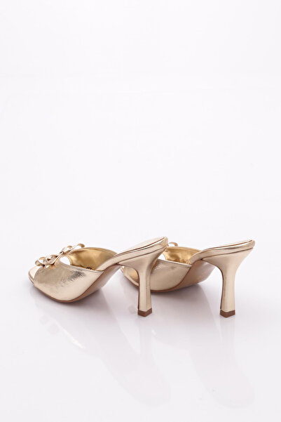 DGN 5312 Дамски чехли на висок ток