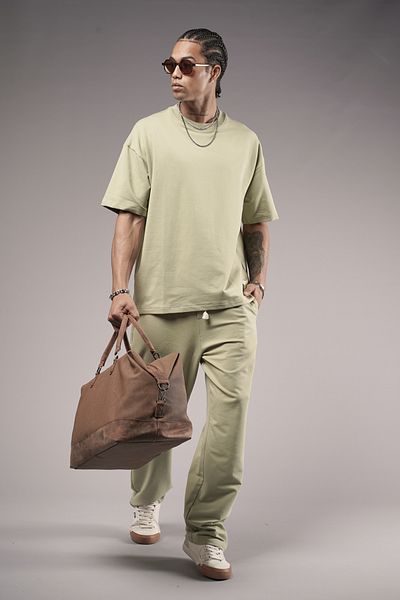 Butik Trendy Crew Neck T-Shirt & Oversize Karakiterli Bottom Top Set