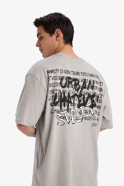 DeFacto 100% Cotton Oversize Wide Fit Crew Neck Back Printed Short Sleeve T-Shirt W6097Az25Sm