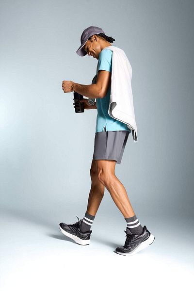 DeFacto Fit Stretch Fabric Slim Fit Slim Fit Crew Neck Sports Short Sleeve T-Shirt E2436Ax25Sm