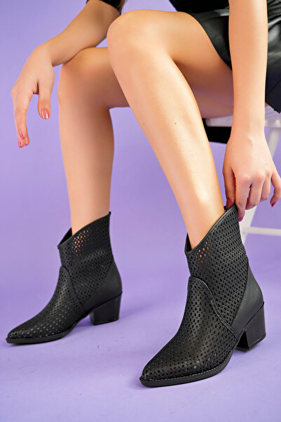 Favi Ayakkabı Siyah Deri Lazer Kesim Delikli Yazlık Bot