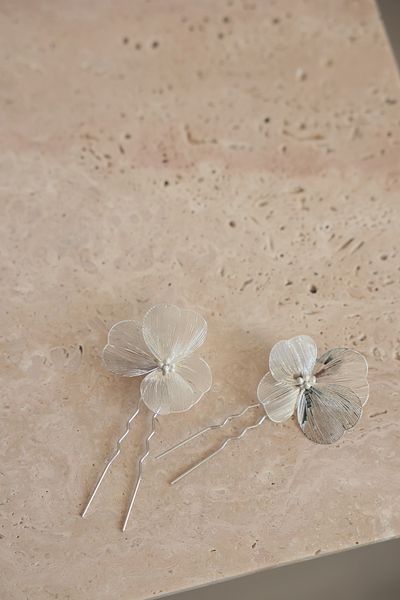 İstoria Bridal 2-Pack Plant Barrette, Metal Flower, Wedding-Engagement Hair Accessory & Silver Bridal Tiara