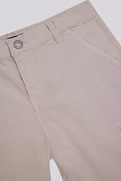 Guess BG Store Erkek Çocuk Bej Şort