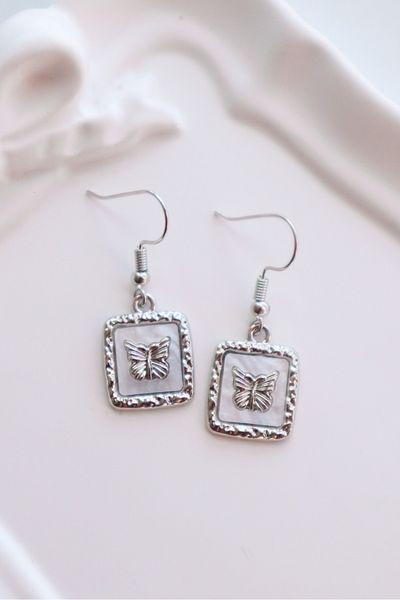 EFBUTİK Square White Butterfly Imported Earrings
