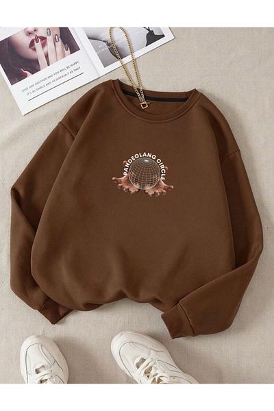 RPT MODA СУИТШЪР С ОБЪРЗАН ПРИНТ И ДЕТАЙЛИ С ОБЪРКАНО ЯКЛЕ С ПРЕДСТАВЛЕНИЕ HAND WORLD