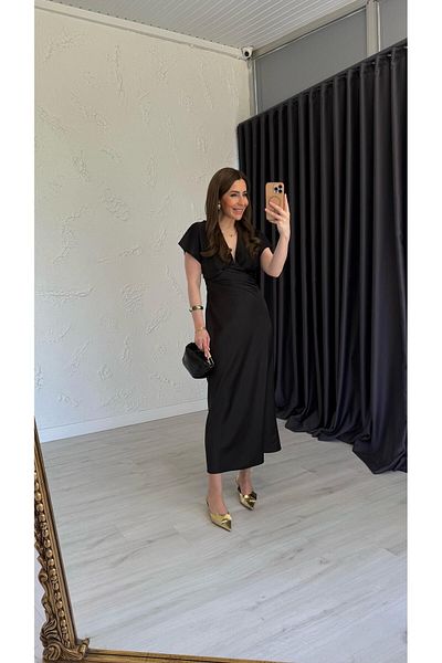 elif teke Super Attack V-Neck Dress - Black