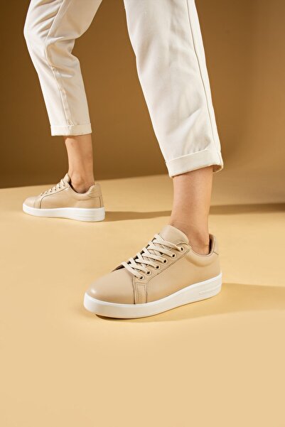 Seniorah Γυναικεία αθλητικά παπούτσια από γνήσιο δέρμα σε μπεζ χρώμα