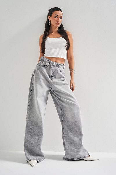 its basic Gray Color 4S5-12 Mega Baggy Fit Loose Cut Denim Jean Women