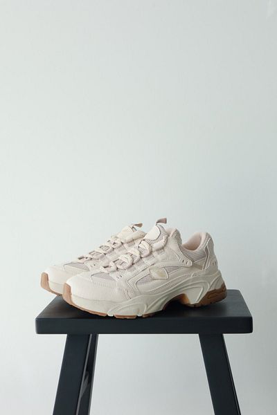 Meral Özgenç Lace-up Sneakers