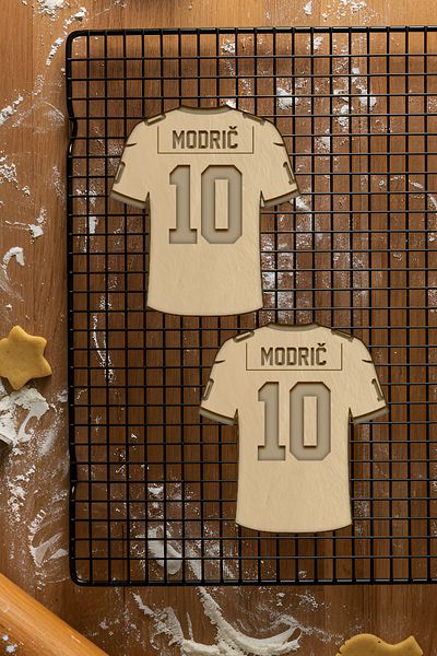 oalpo Football Player Jersey Cookie Mold, Dough Shaper, Biscuit Mold, Easy Cutting Tip
