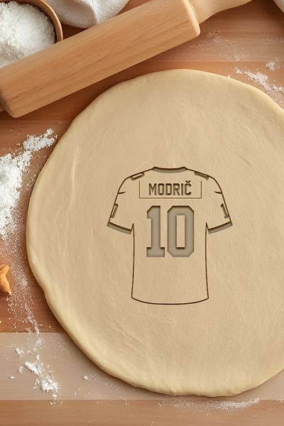 oalpo Football Player Jersey Cookie Mold, Dough Shaper, Biscuit Mold, Easy Cutting Tip