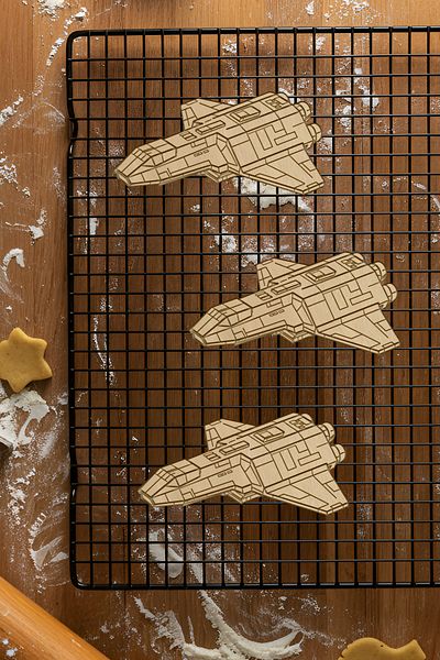 oalpo Spaceship Cookie Mold, Dough Shaper, Biscuit Mold, Easy Cutting Tip