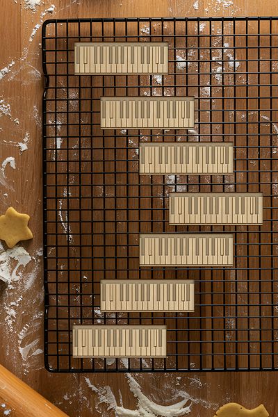 oalpo Piano Cookie Mold, Dough Shaper, Biscuit Mold, Easy Cutting Tip