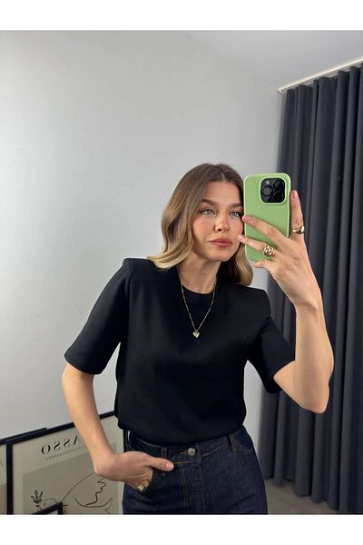 Sue Store Tricou negru oversize căptușit