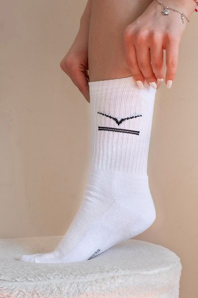 VEGTER Unisex Short Socks - High Comfort and Performance for Volleyball, Basketball, Football and Tennis