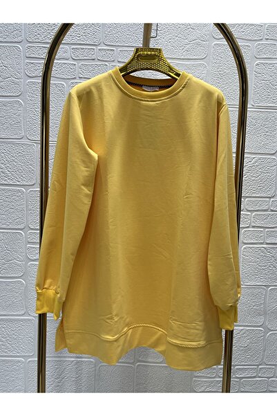 Zeynep Butik Комір з відворотом, манжети на рукавах, еластичний пояс і довжин...