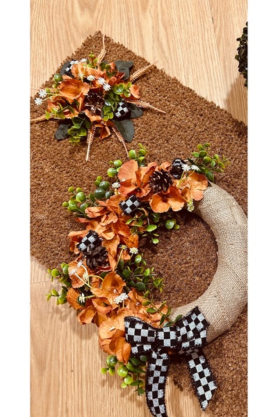 Marrone مجموعة ممسحة زينة للباب على شكل فروع ربيعية برتقالية مكونة من قطعتين