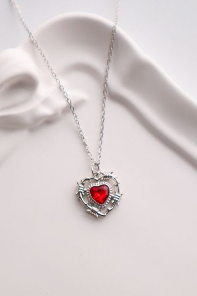 EFBUTİK Red Heart with Silver Color Chain Imported Necklace with Thorns