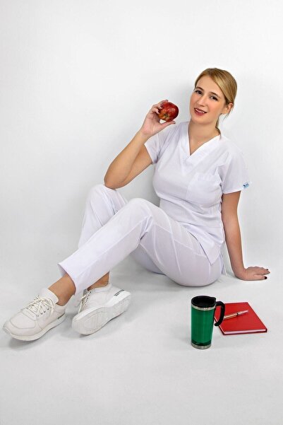 Nur Medikal Giyim Bela lycra majica i donji deo