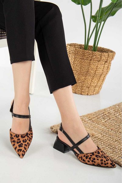 Elegant steps Open Back Leopard Patterned Pointed Toe Short Heel Daily Ballerina Women's Heeled Shoes