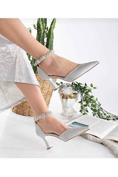 NEXT LAND BİLEKTEN TAŞLI SİYAH SATEN TOPUKLU KADIN AYAKABI