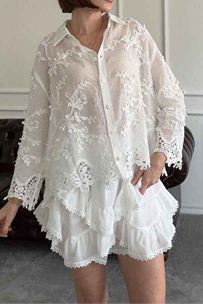 Suziş ΓΥΝΑΙΚΕΙΟ ΛΕΥΚΟ ΠΟΥΚΑΜΙΣΟ ΜΕ ΑΝΘΟΥΣ ΚΕΝΤΗΜΕΝΟ M37446