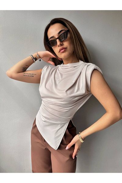 Butik Beyza Μπλούζα από λύκρα με ασύμμετρη κοπή με άμμο με επένδυση στους ώμους