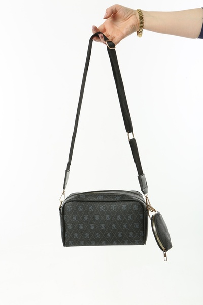 Baghashtag Μαύρη δερμάτινη τσάντα με διπλό φερμουάρ με μίνιμαλ σχέδιο