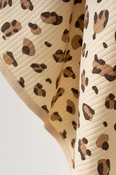 yukobaby bebeğiniz için en doğalı LEOPARLI Naturel Pamuklu 80x90 cm Tek Kat Bebek Battaniye