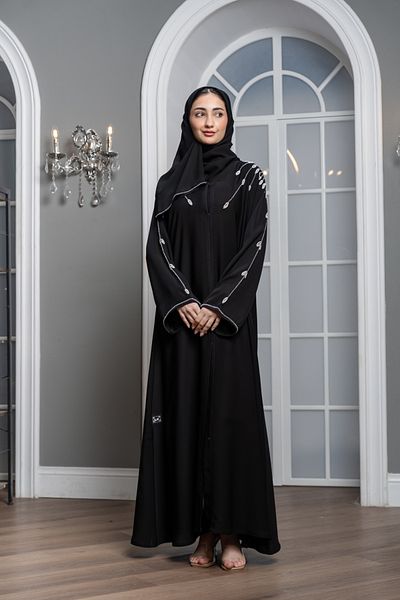 LAVİNİA عباية لافينيا نسائية، تصميم مظلة فضية يدوية الصنع، تطريز على الأكمام.