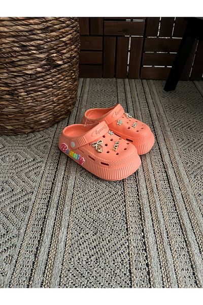 Behtah Kundura Girl's Closed Front Daily Sandals Non-Slip Thick High Sole Stone Slippers 6 Pieces Ornament