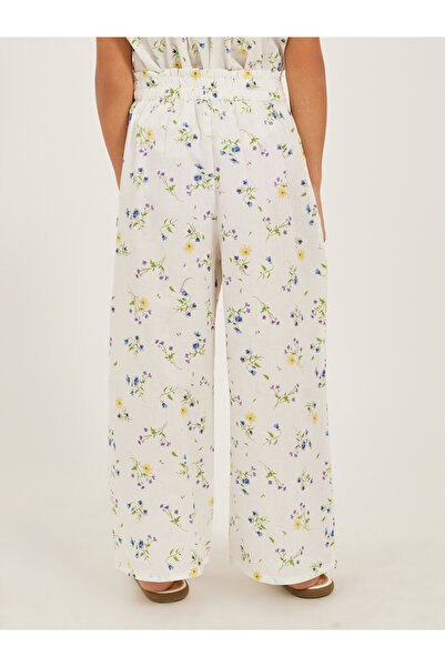 Styli Floral Printed Flat Front Pants
