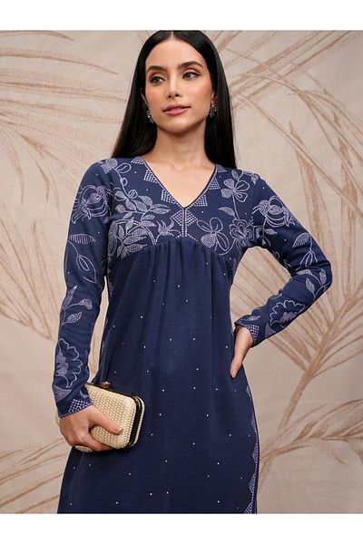Vishudh By Styli Blue Floral Printed Straight Kurta With Trouser
