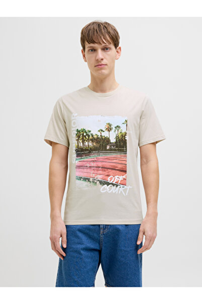 REBEL By Styli تي شيرت بقصّة عادية ورقبة دائرية وطبعة جرافيكية