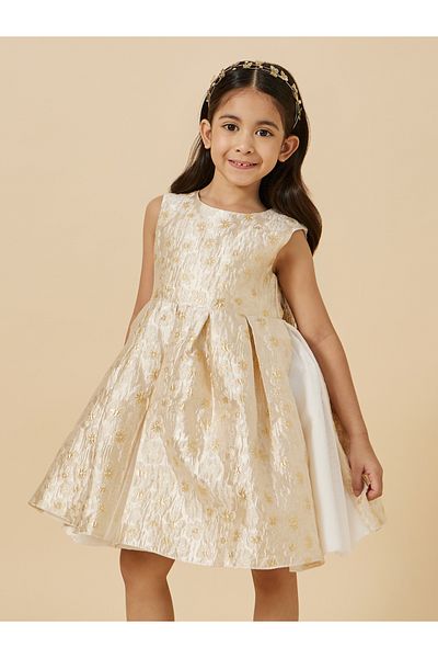 Styli Jacquard Pleated Sleeveless Dress