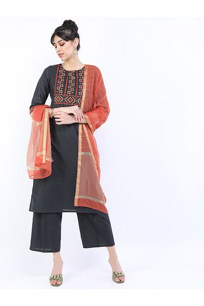 Vishudh By Styli Women Black Embroidered Kurta Set with Dupatta