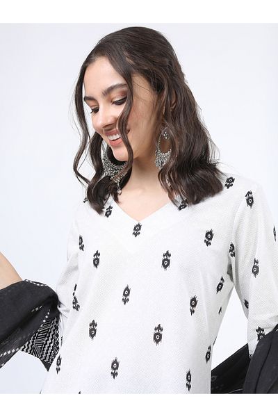Vishudh By Styli Women Black and White Printed Cotton Kurta Set