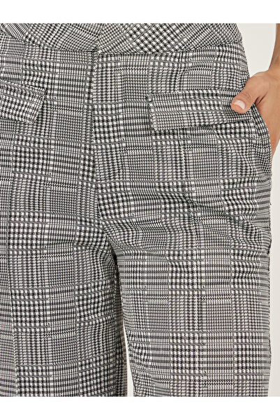 Luxewave By Styli Mid Rise Checked Wide Leg Pants with Flap Detail