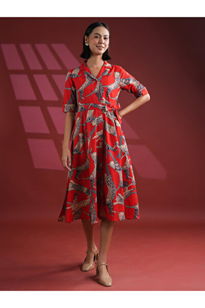 Sanskrutihomes By Styli Floral Print A-Line Collared Midi Dress