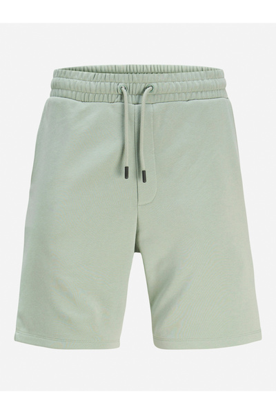 Jack & Jones Solid Mid Rise Regular Fit Shorts