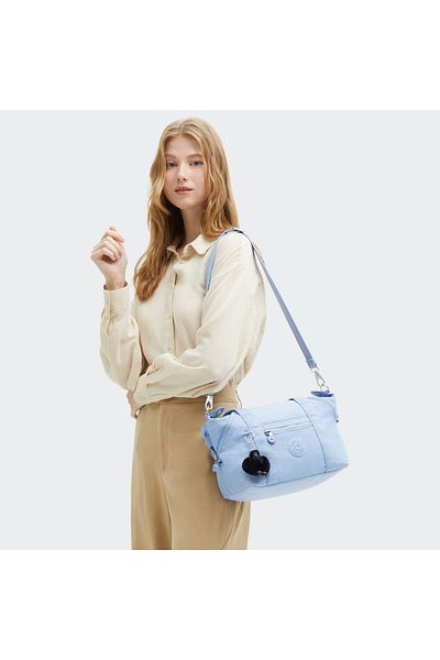 Kipling لوحة فنية صغيرة سماء زرقاء غائمة