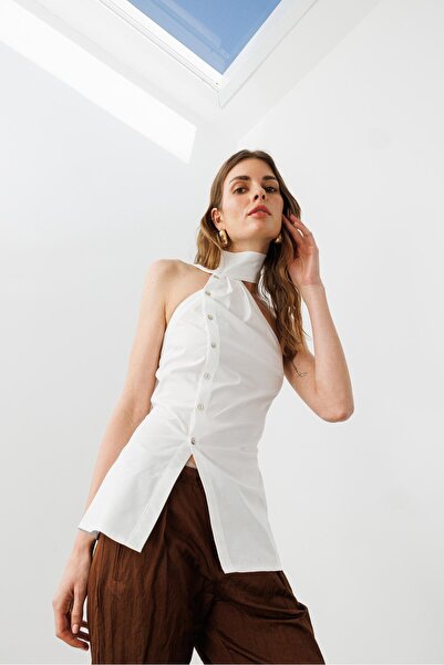 pieces of melon Beyaz Pamuklu Fular Yakalı, Sedef Düğmeli Asimetrik Gömlek