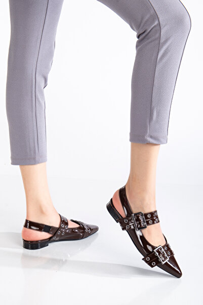 MS SUGAR SHOES Kadın Rugan Kemer Detaylı Sivri Burun Babet