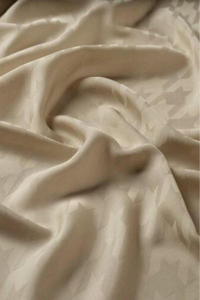 ipekevi Four Seasons Beige Houndstooth Patterned Monogram Shawl