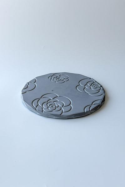 sin istanbul Rose Patterned Round Trivet Gray
