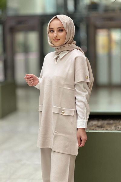 Ghisa Pocket Detailed Sleeveless Vest Poncho